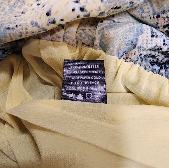 Izzi & Lola Snakeskin Romper - Picture 6 of 6